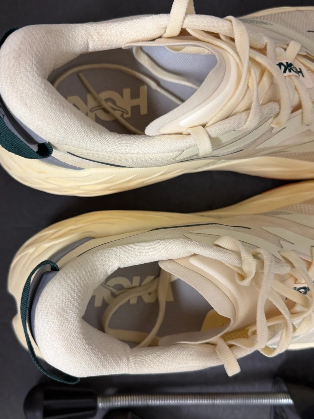 Size 11 - Hoka One One Hoka Speedgoat 7 Vintage Yellow RARE WORN ONCE